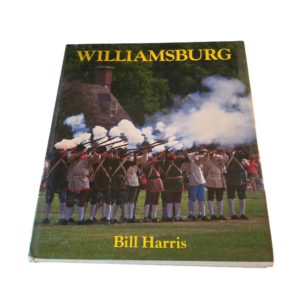 Crescent Books Williamsburg Book Hardcover 1985 Photography‎
